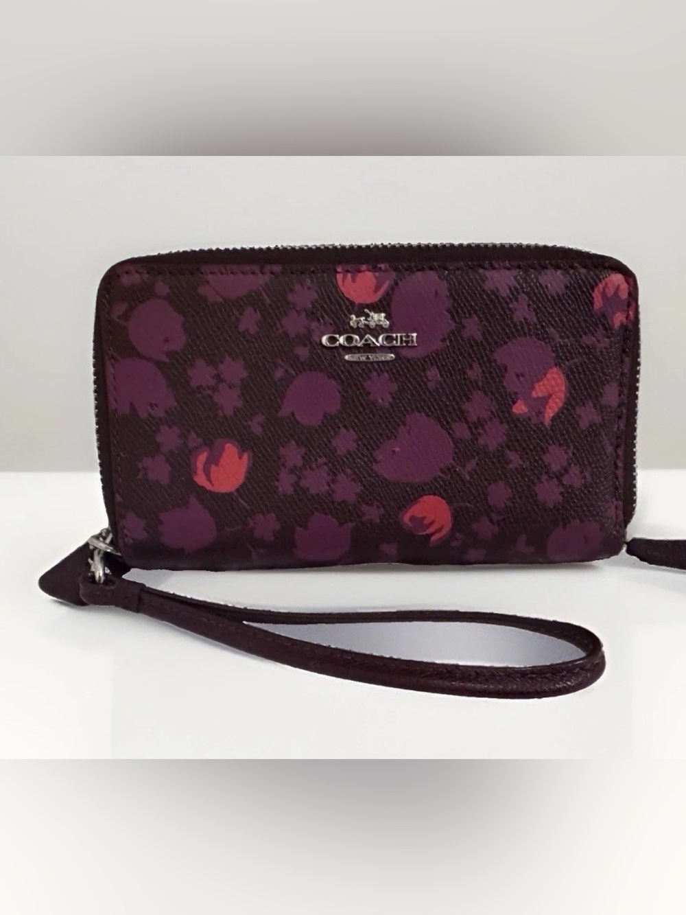 Coach Prairie Double Zip Wallet
